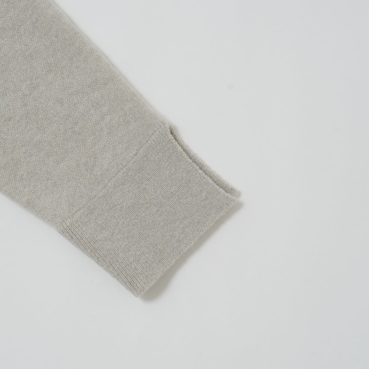 Wool knit cardigan / Pre-order