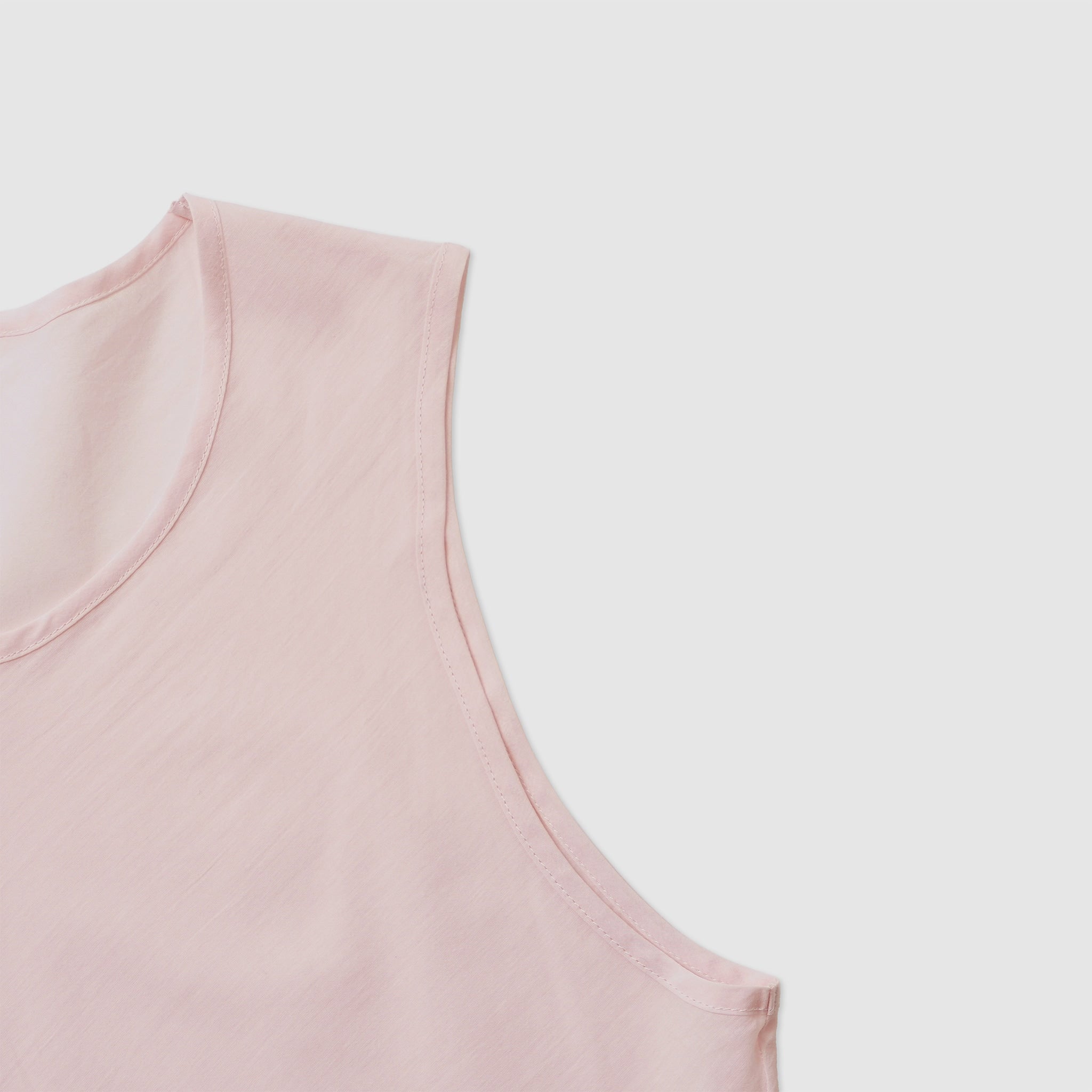 Simple sleeveless blouse – Yoli