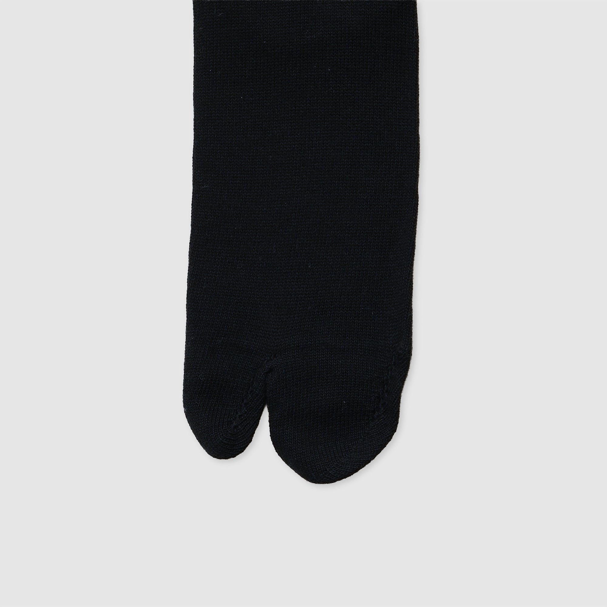 Tabi socks